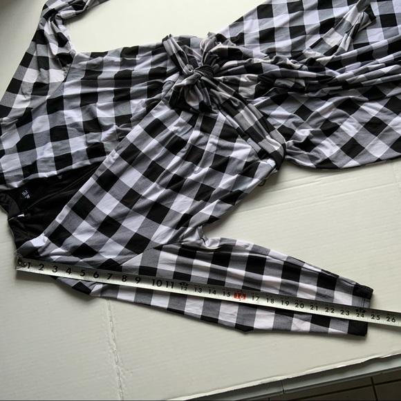 LESLIE FAY Black & White Gingham, Faux Wrap MIDI, A-Line Dress, 3/4 Sleeves - Picture 3 of 7